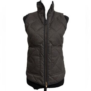 J Crew Women’s Gray Quilted Vest. XXS